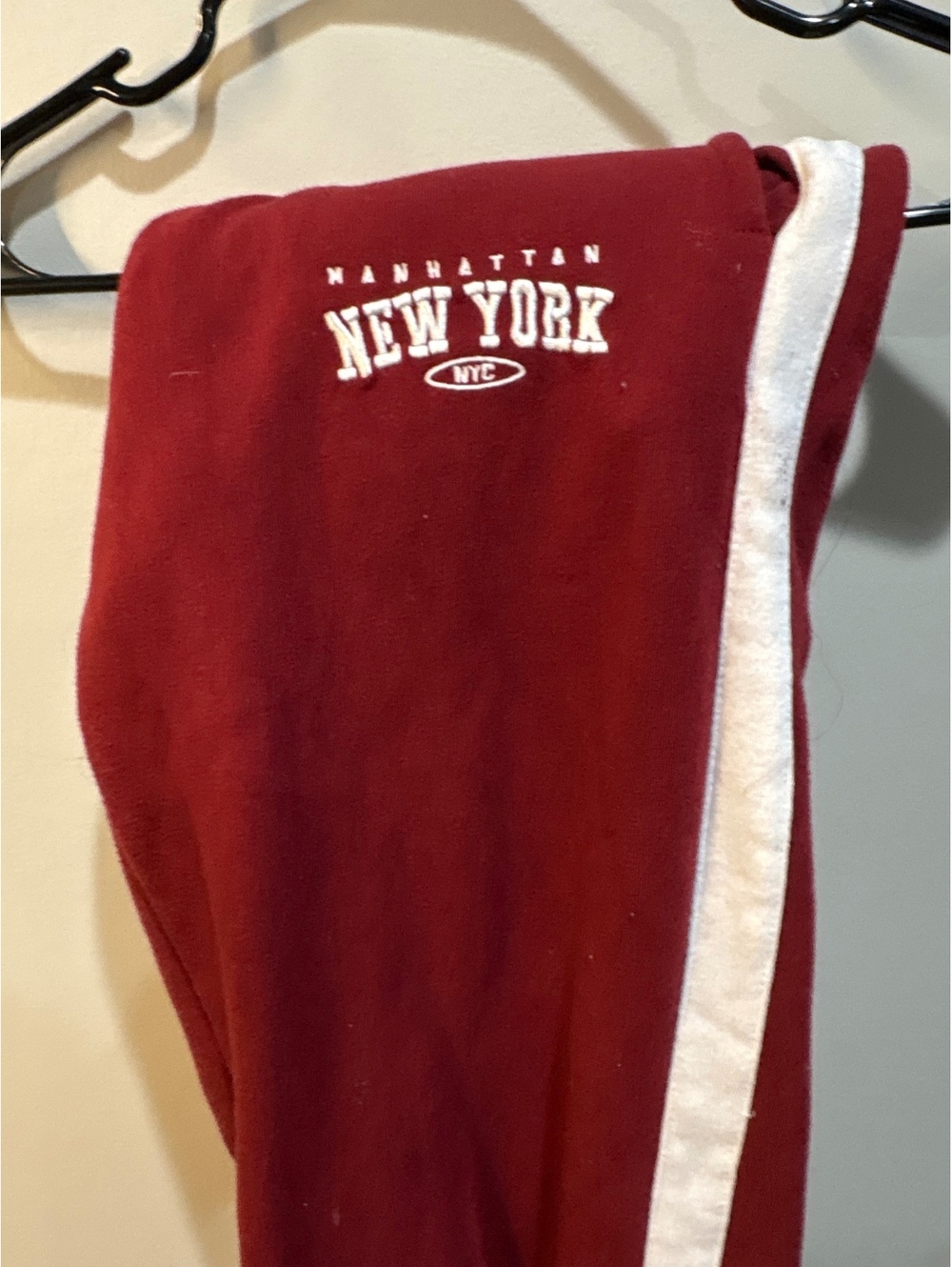 Refuge burgundy New York jogger sweatpants - Picture 3 of 4